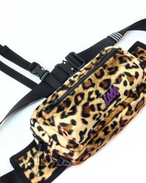 LEO SLING BAG