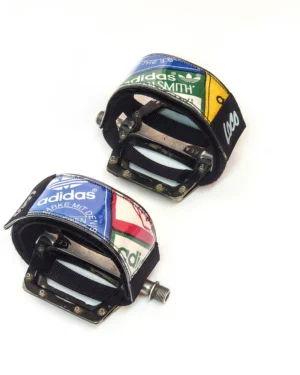Loco Adidas Straps